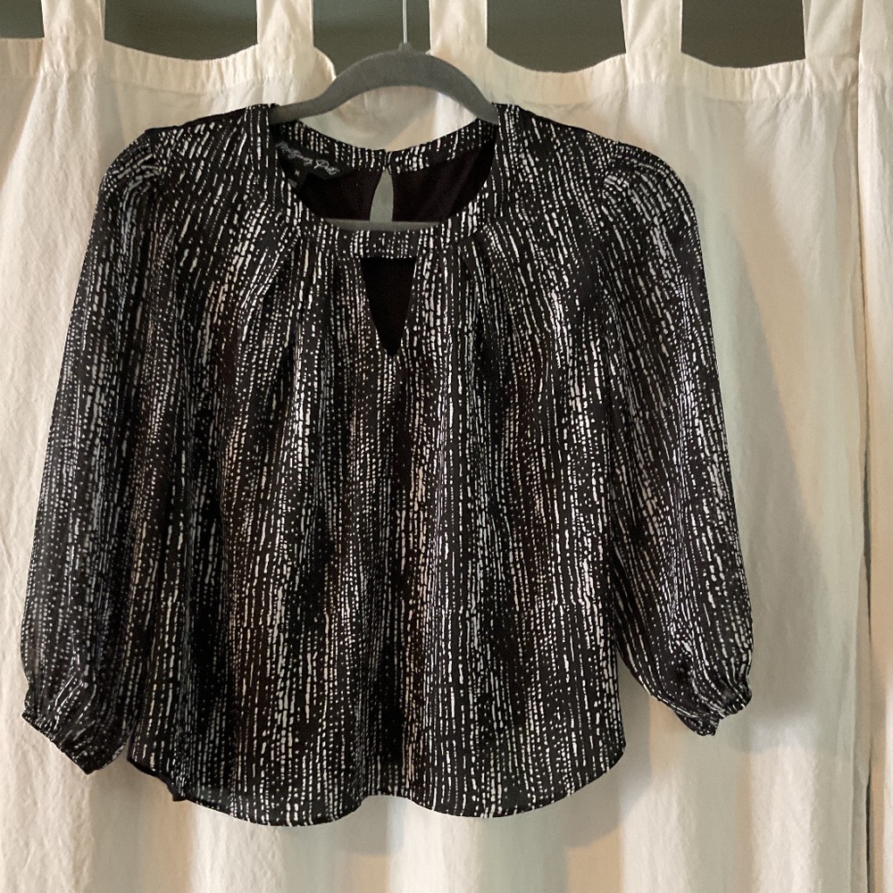 Poly drape top.